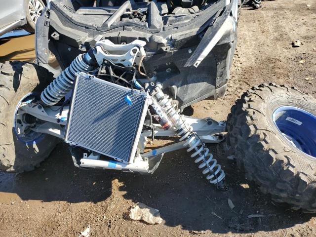 2023 CAN-AM MAVERICK X - 3JBVXAV2XPE000755