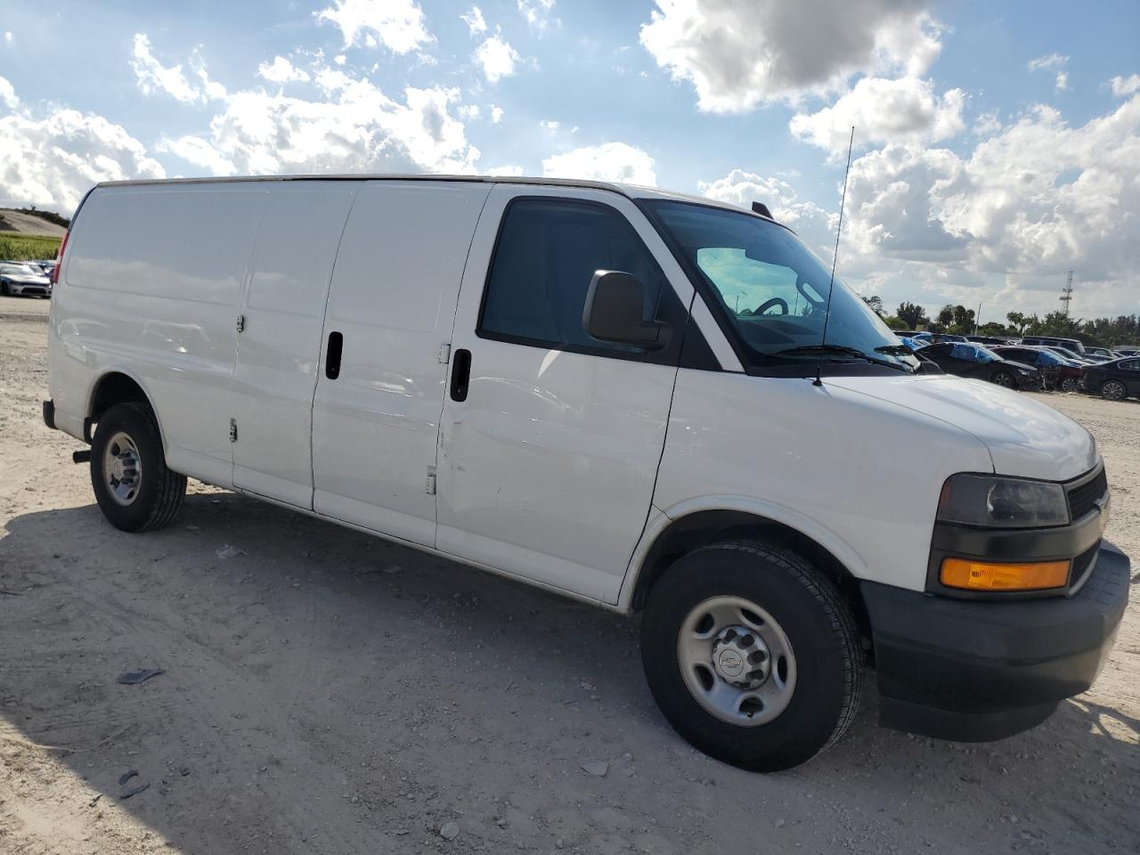 Lot #3028547928 2018 CHEVROLET EXPRESS G2