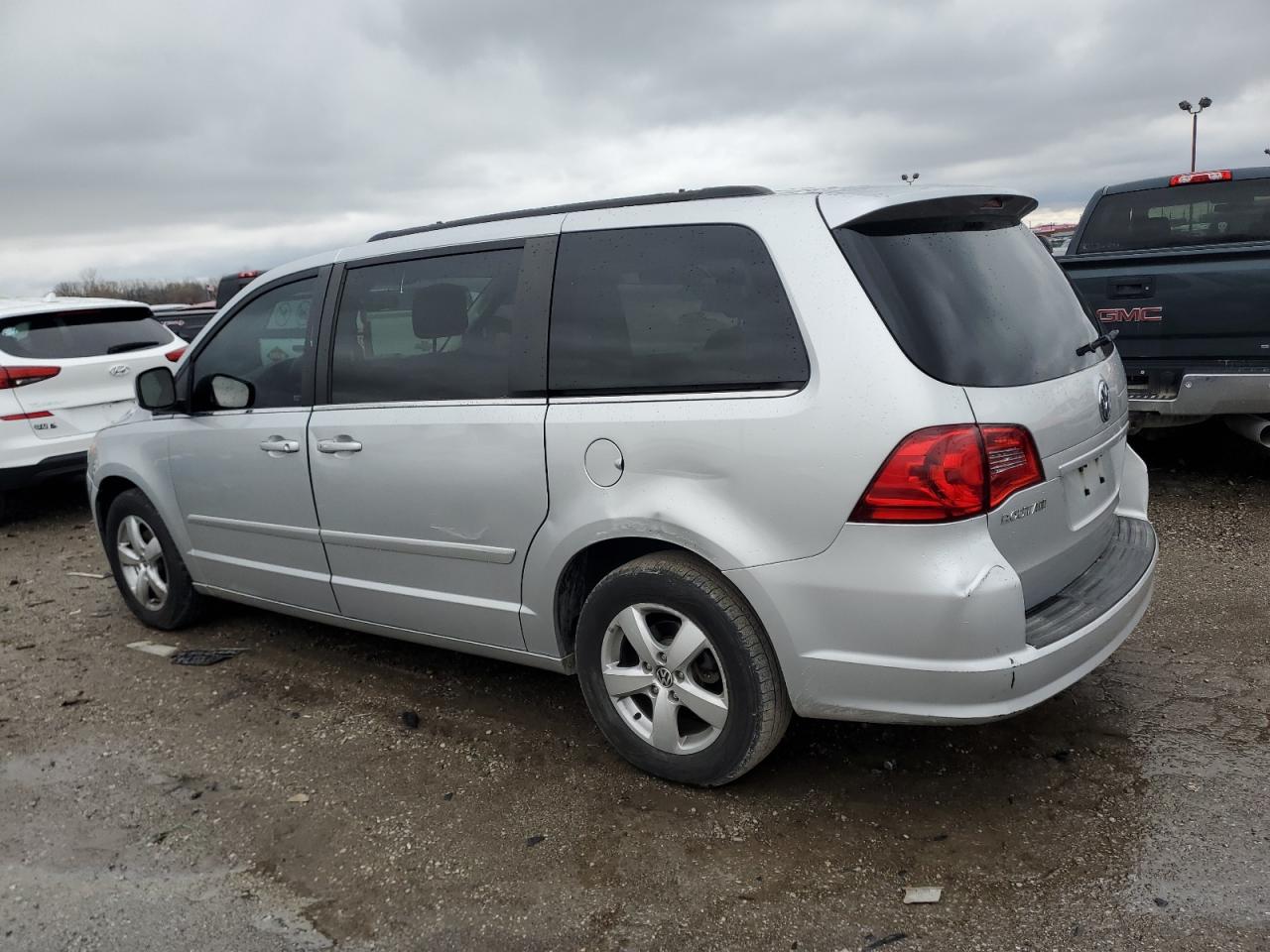 Lot #3023389282 2011 VOLKSWAGEN ROUTAN SE