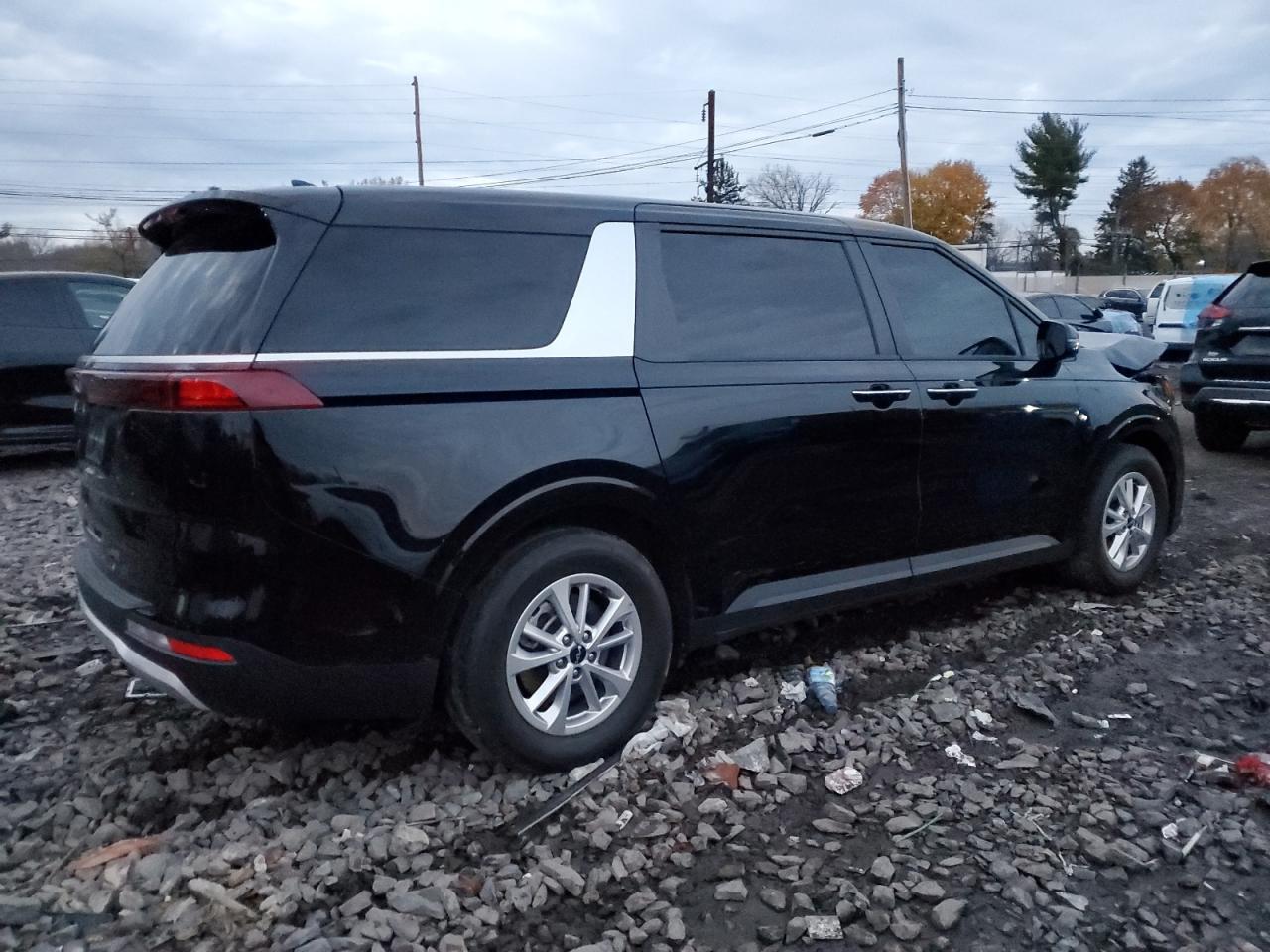 Lot #3050621178 2023 KIA CARNIVAL L