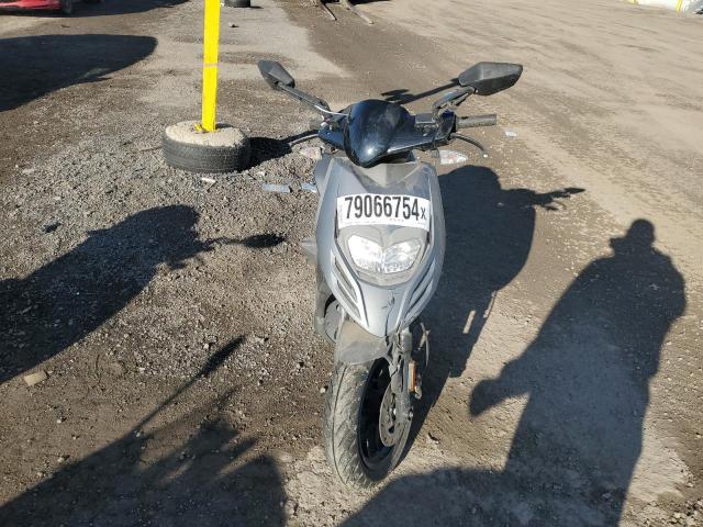 2020 PIAGGIO SCOOTER ZAPC506B2L4003422