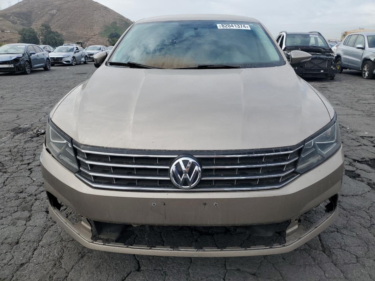 Lot #3024344616 2016 VOLKSWAGEN PASSAT S