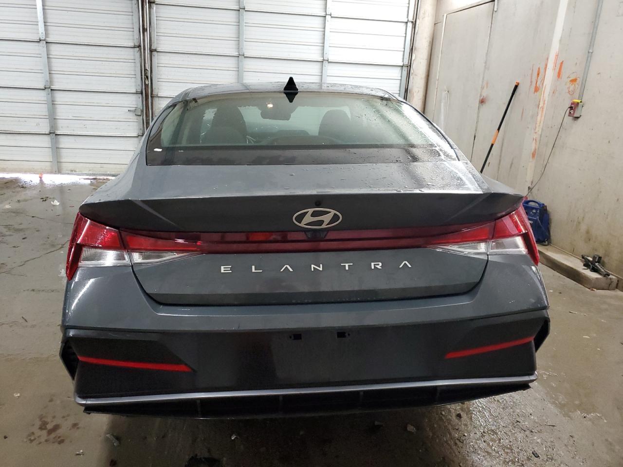 Lot #2969765275 2024 HYUNDAI ELANTRA SE