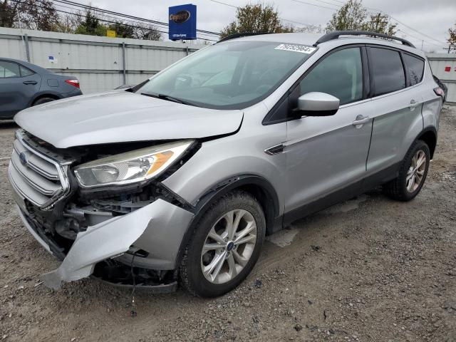 VIN 1FMCU0GD9JUB58806 2018 FORD ESCAPE no.1