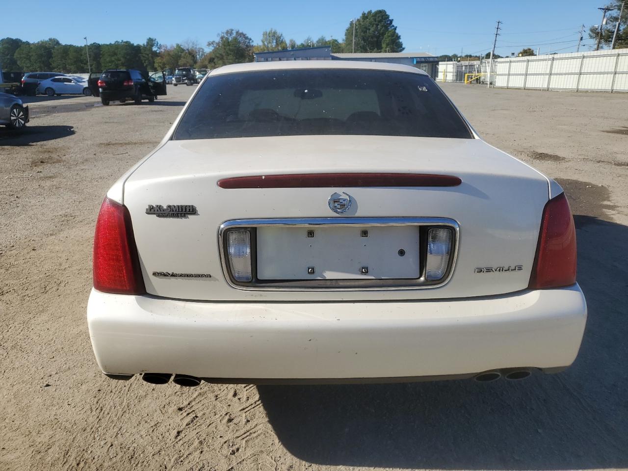 Lot #3028561917 2003 CADILLAC DEVILLE