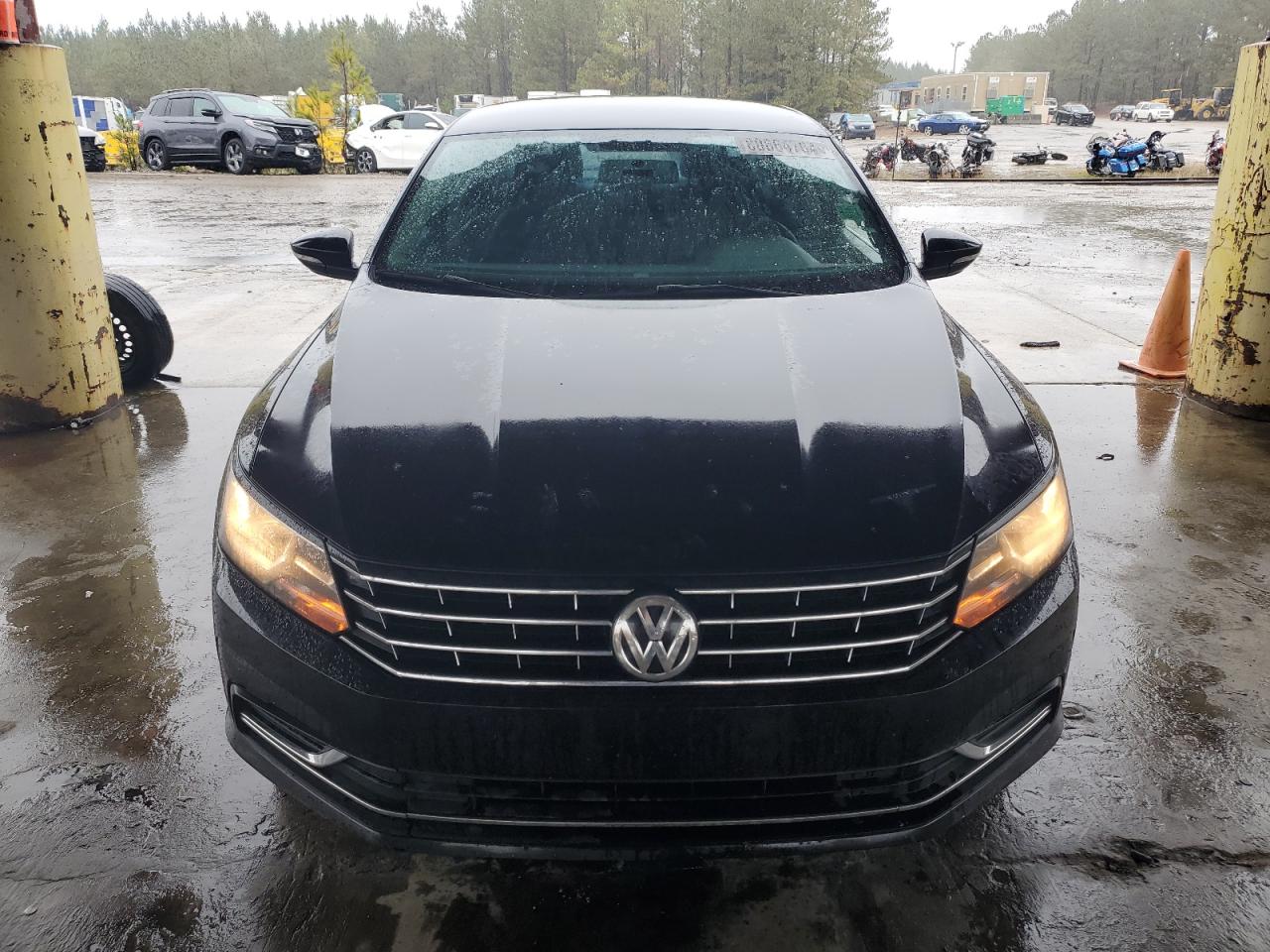 Lot #3020849748 2017 VOLKSWAGEN PASSAT S