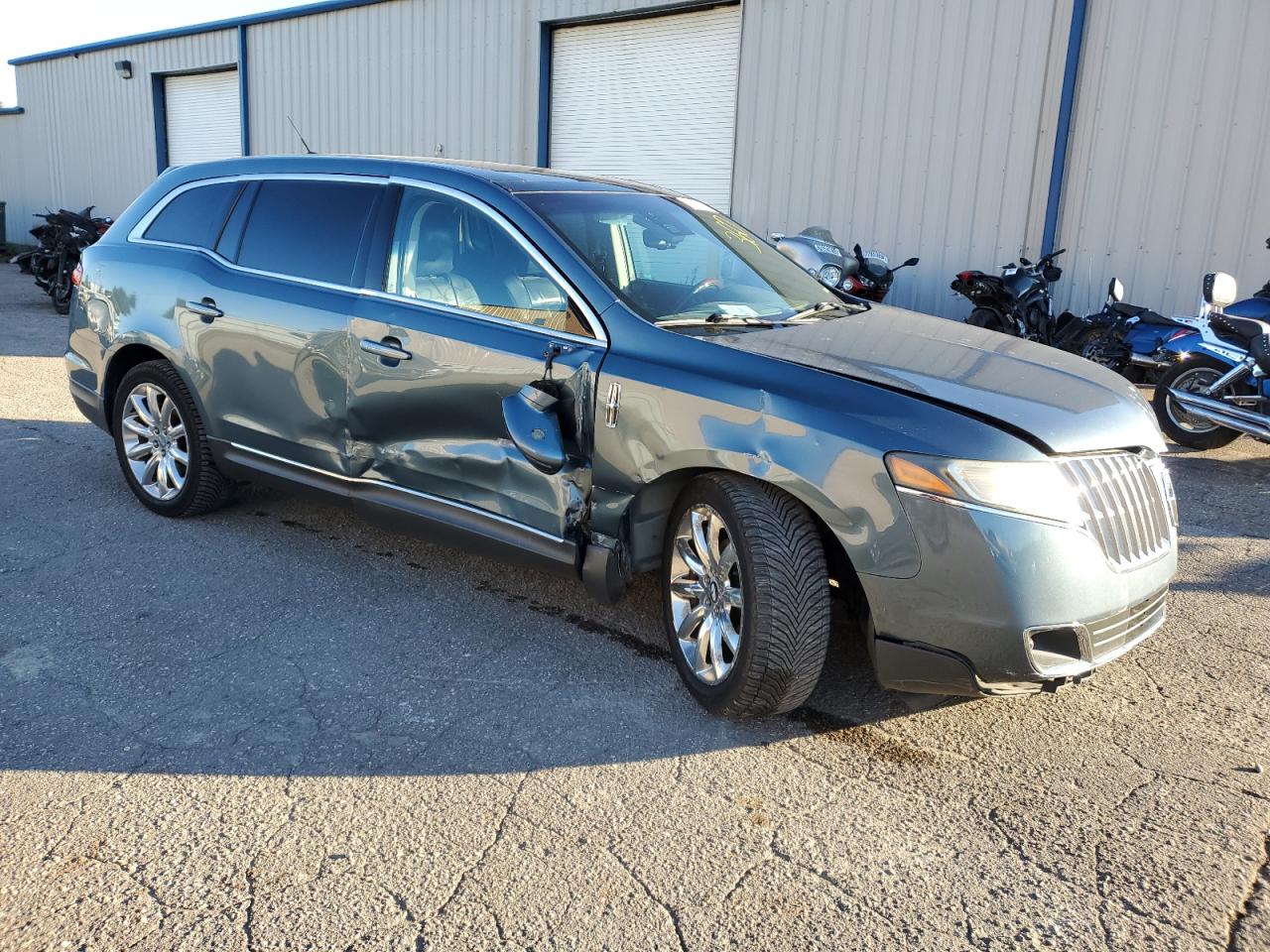 Lot #3044462741 2010 LINCOLN MKT