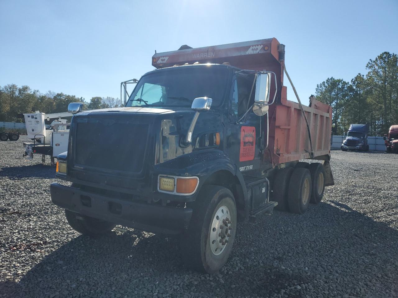 Lot #2979456643 2005 STERLING TRUCK LT 7500