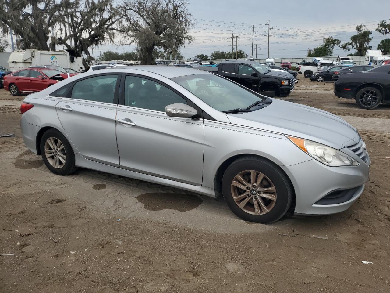 Lot #3030644102 2014 HYUNDAI SONATA GLS