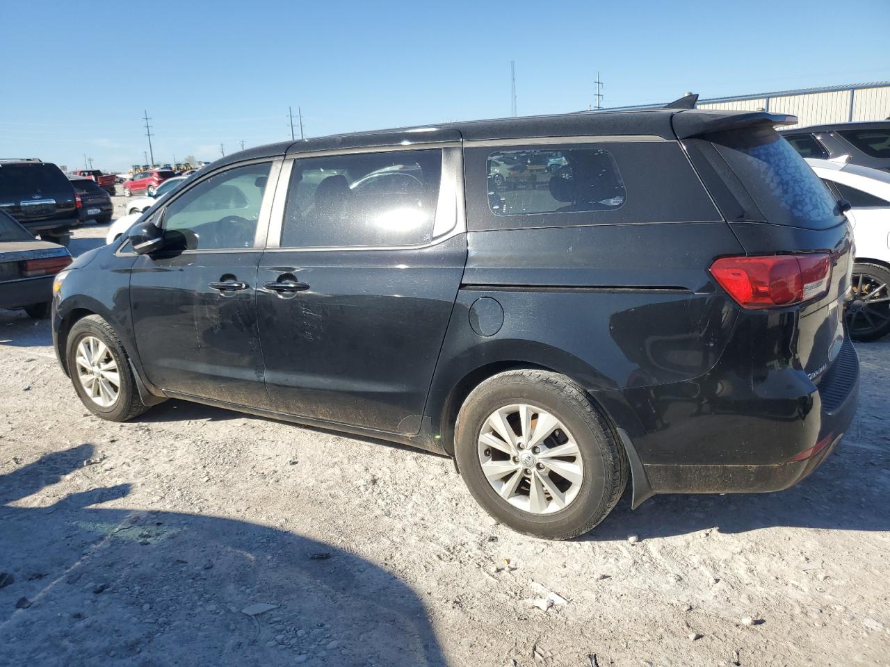 Lot #3003774520 2017 KIA SEDONA L