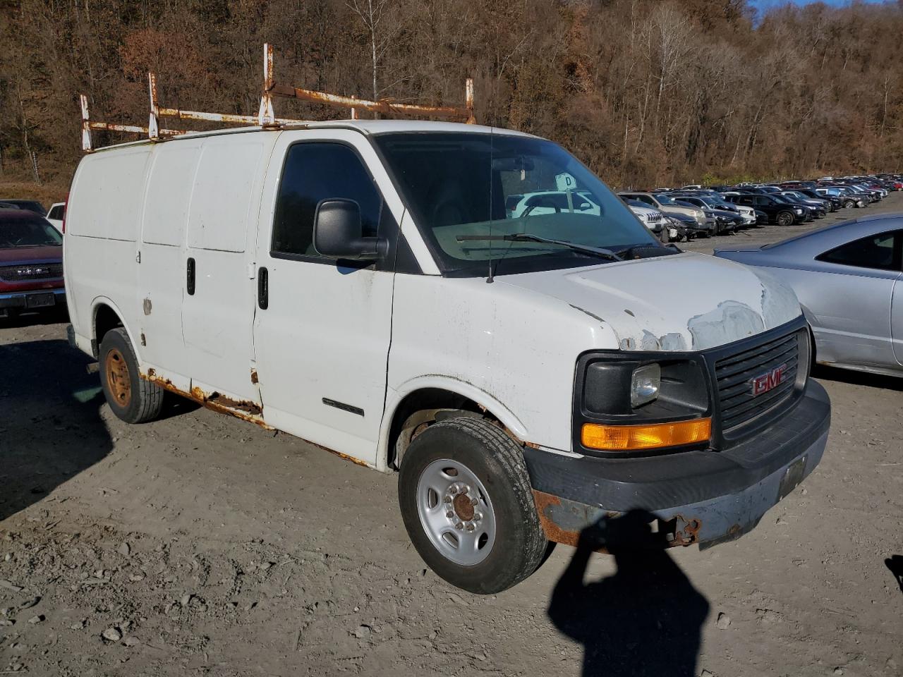 Lot #2986104150 2004 GMC SAVANA G25