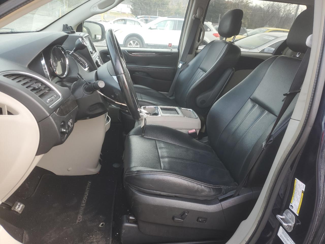 CHRYSLER TOWN & COUNTRY TOURING