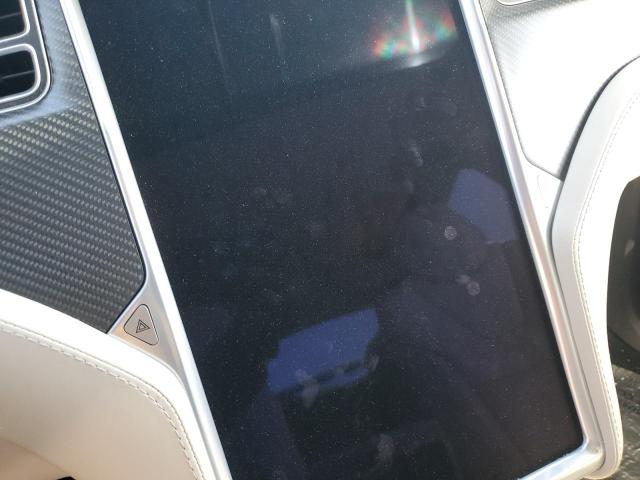 2017 TESLA MODEL X - 5YJXCBE4XHF077355
