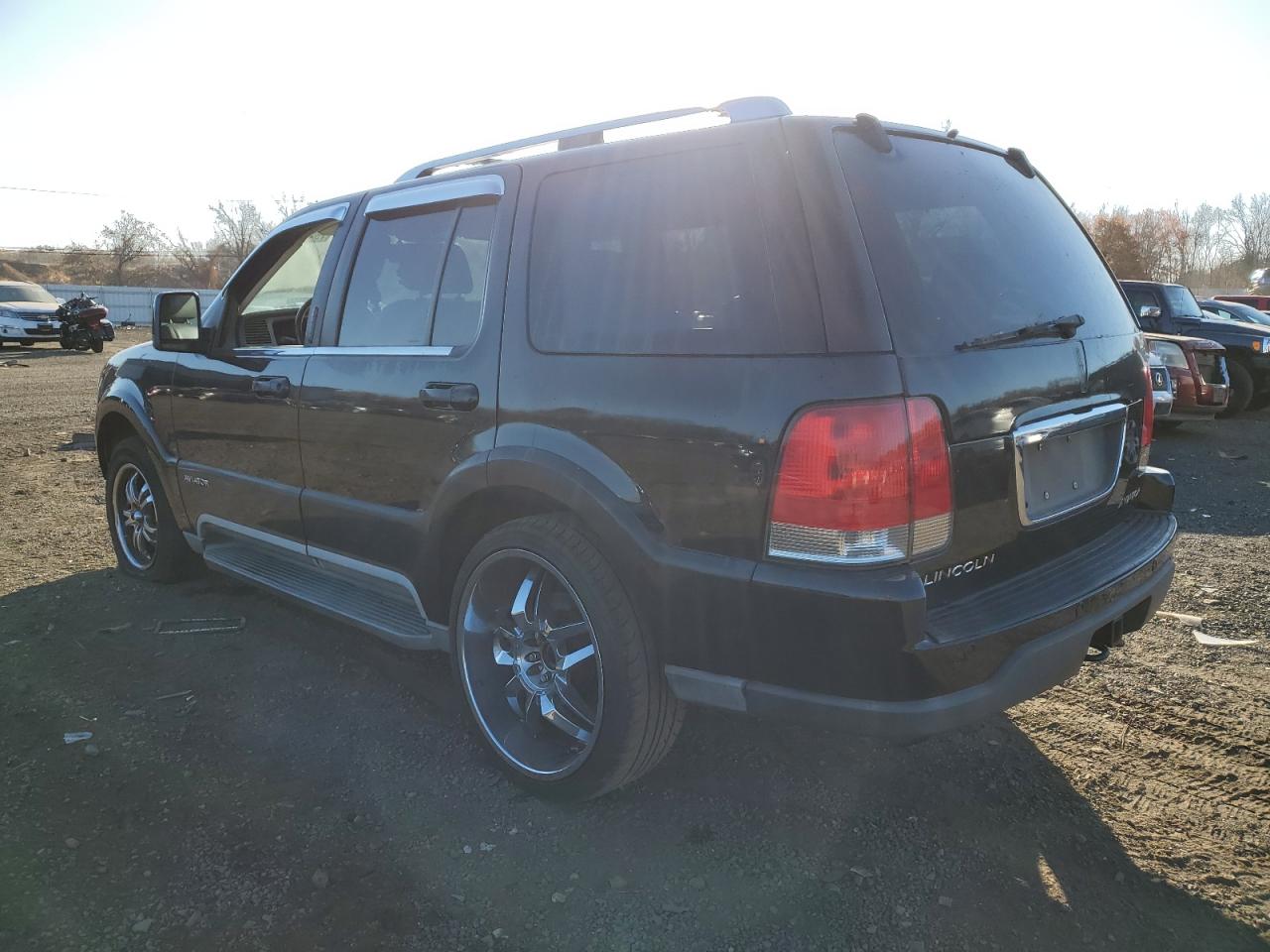 Lot #2991193122 2003 LINCOLN AVIATOR