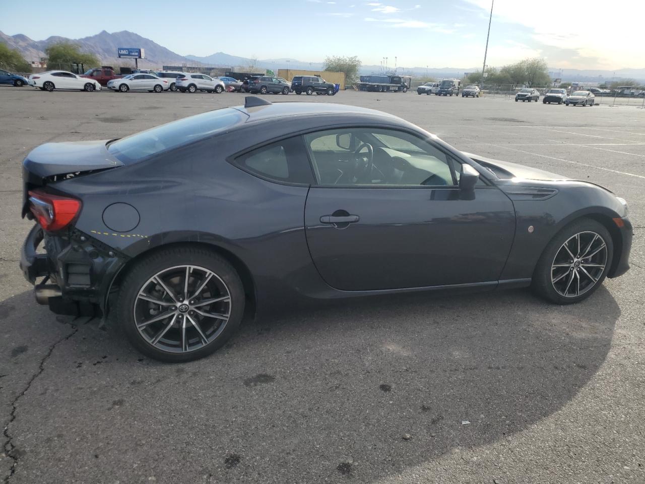 Lot #2958145464 2017 TOYOTA 86 BASE