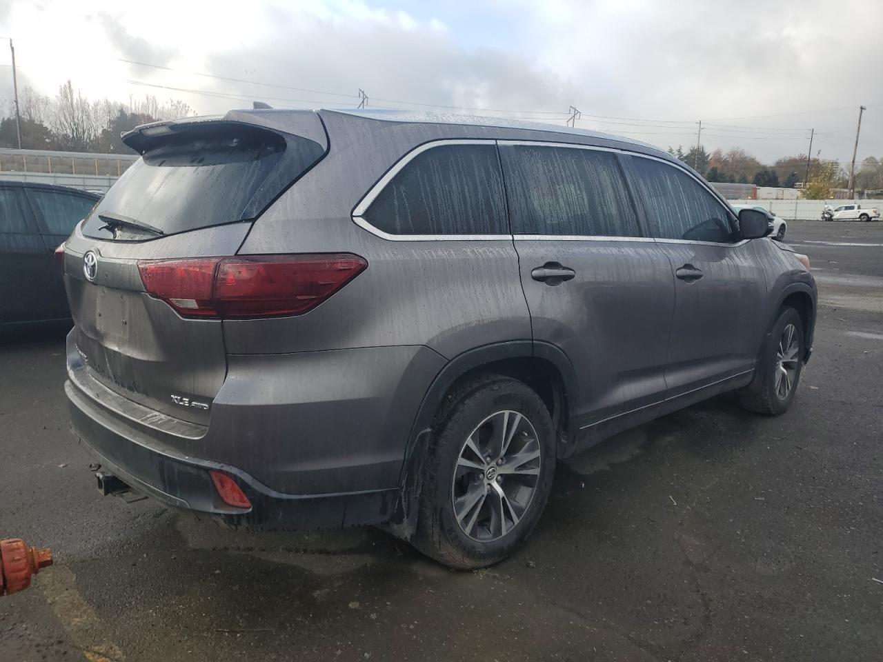 Lot #3025700300 2016 TOYOTA HIGHLANDER