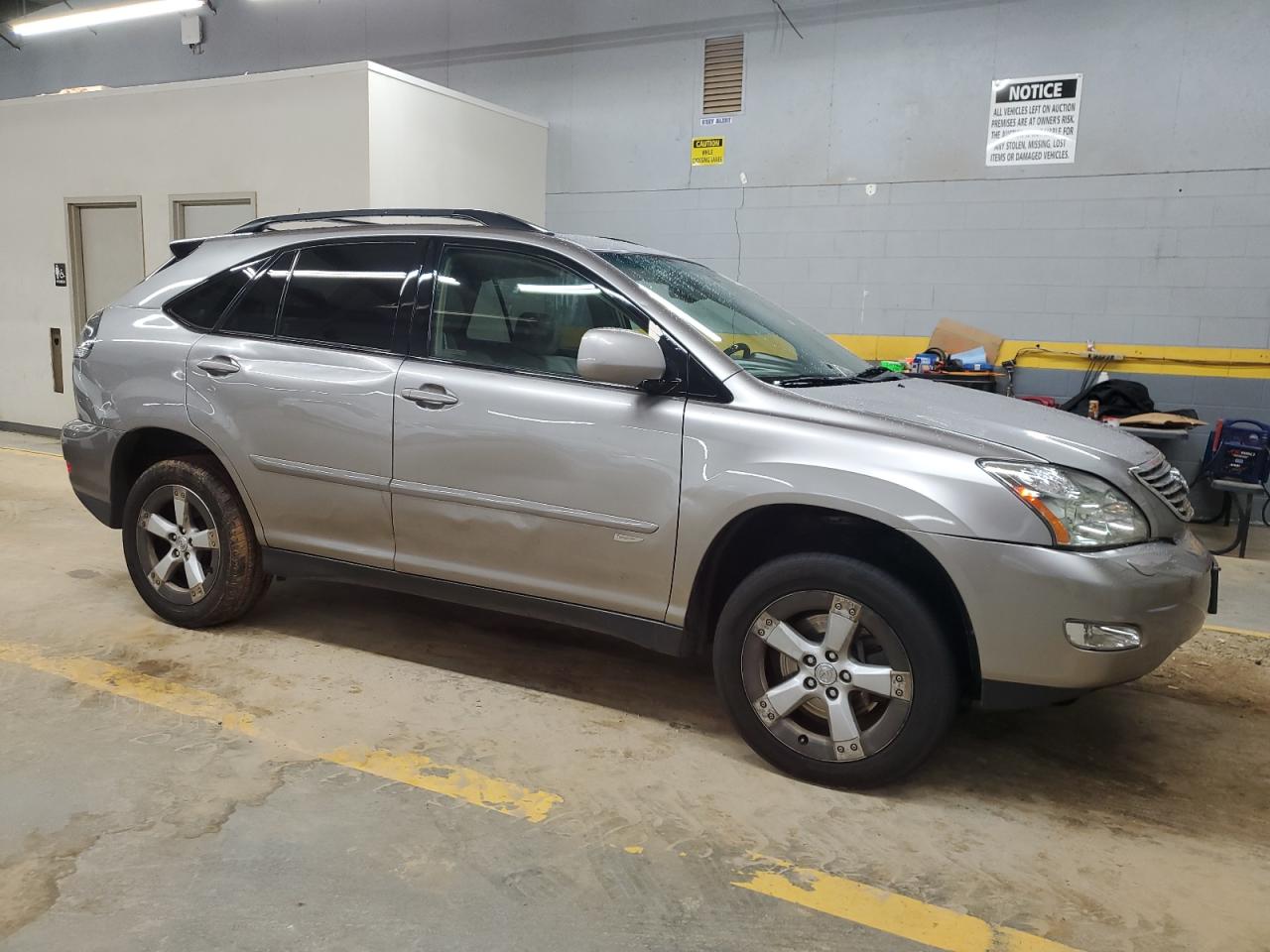 Lot #3024723691 2005 LEXUS RX 330