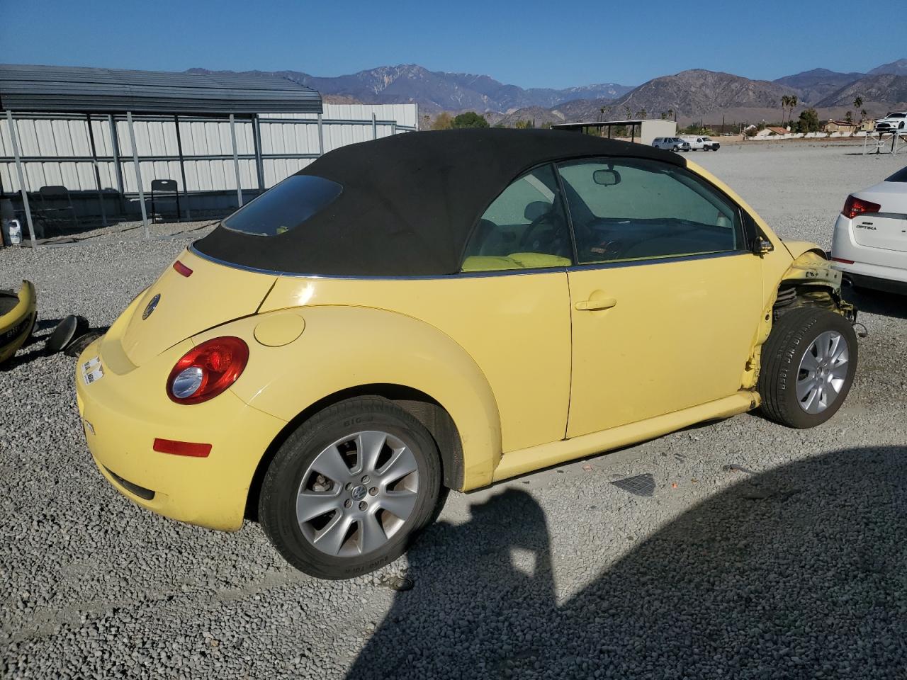 Lot #2989087923 2008 VOLKSWAGEN NEW BEETLE