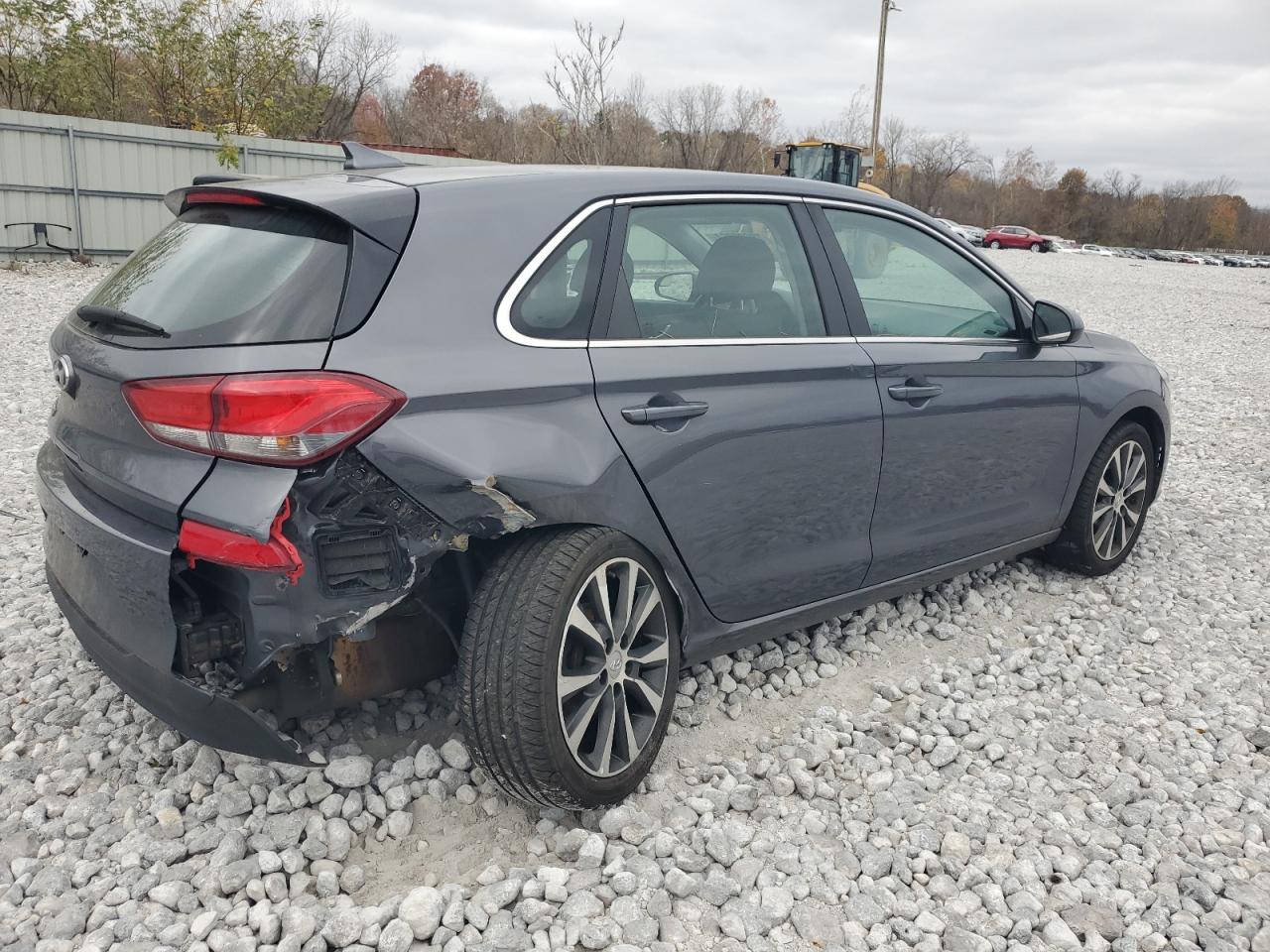 Lot #3033176202 2018 HYUNDAI ELANTRA