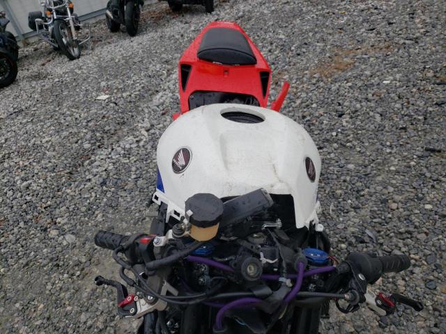 2015 HONDA CBR600 RR JH2PC400XFK800984