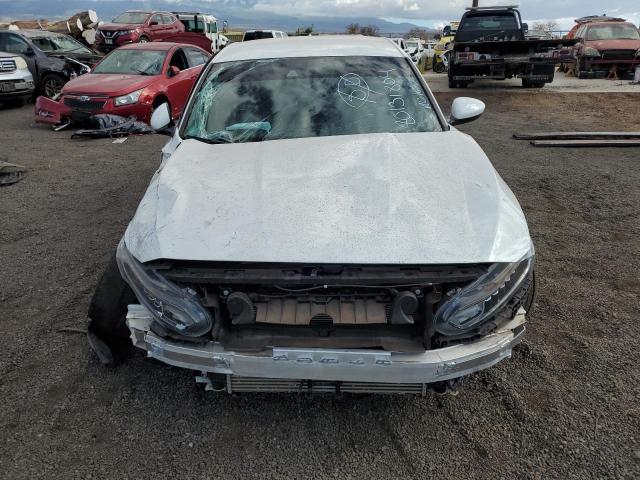 VIN 1HGCV1F39JA062998 2018 HONDA ACCORD no.5