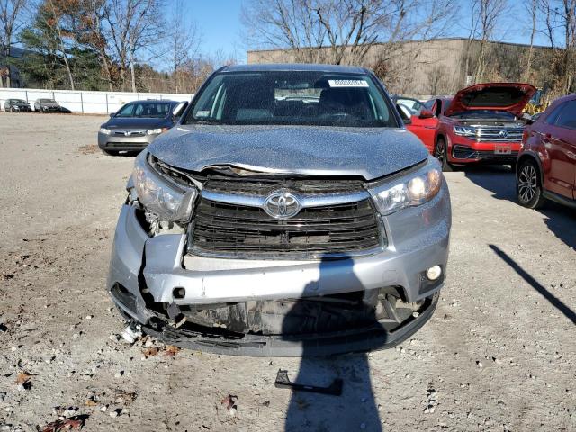 VIN 5TDBKRFH6GS324176 2016 Toyota Highlander, LE no.5