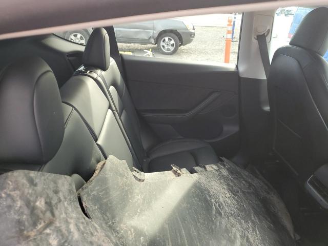 2021 TESLA MODEL Y - 5YJYGDEE1MF233600