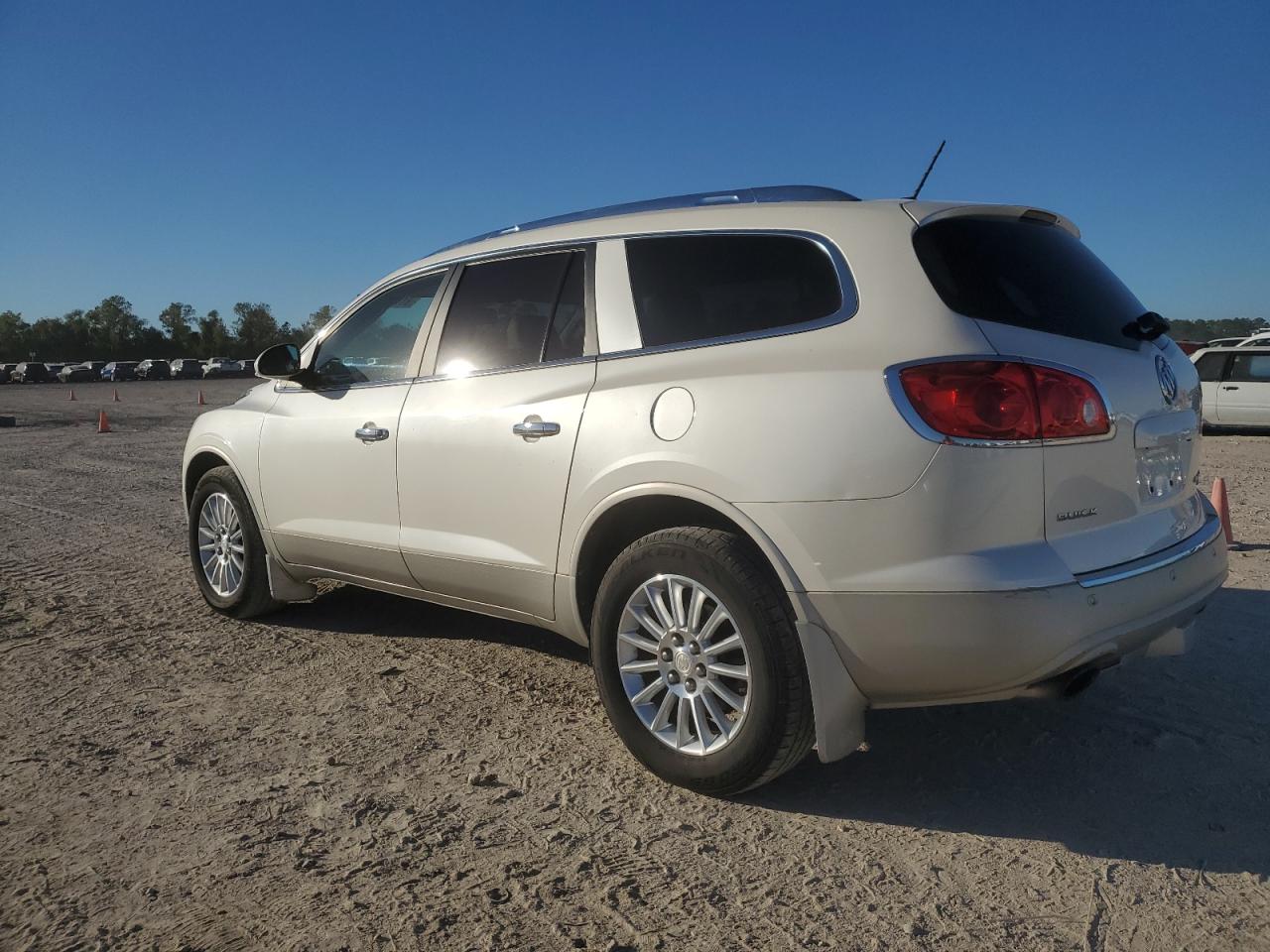 Lot #2979098018 2011 BUICK ENCLAVE CX