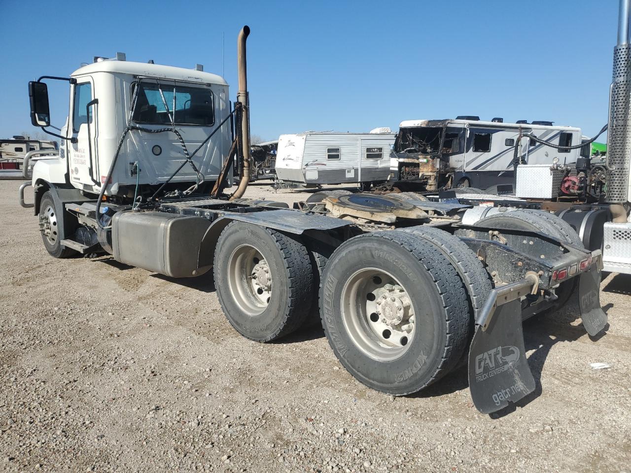 Lot #2952856821 2020 MACK ANTHEM