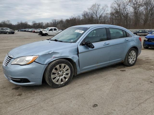 Global Auto Auctions: 2013 CHRYSLER 200 LX