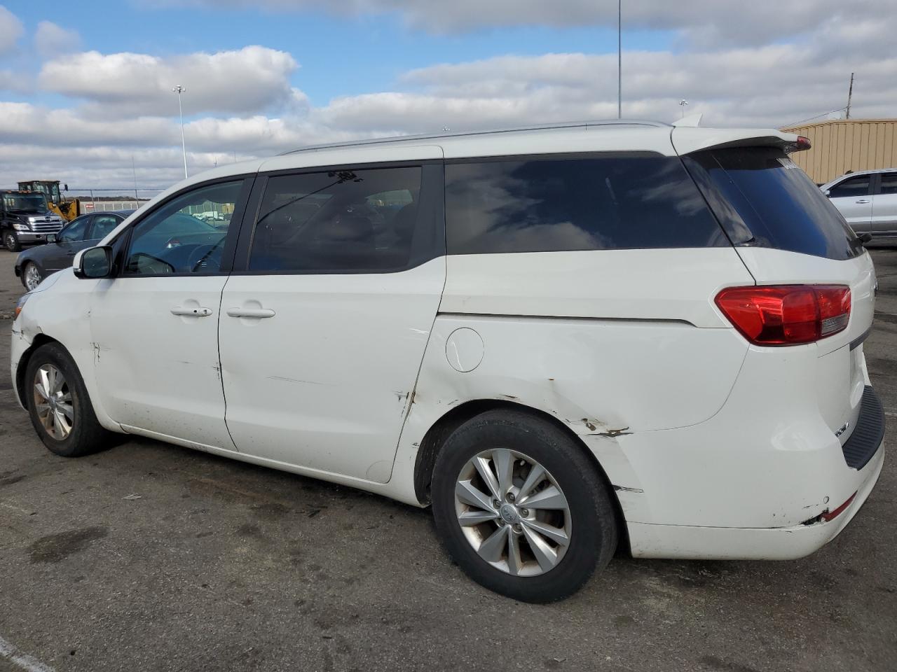 Lot #2979042632 2018 KIA SEDONA LX