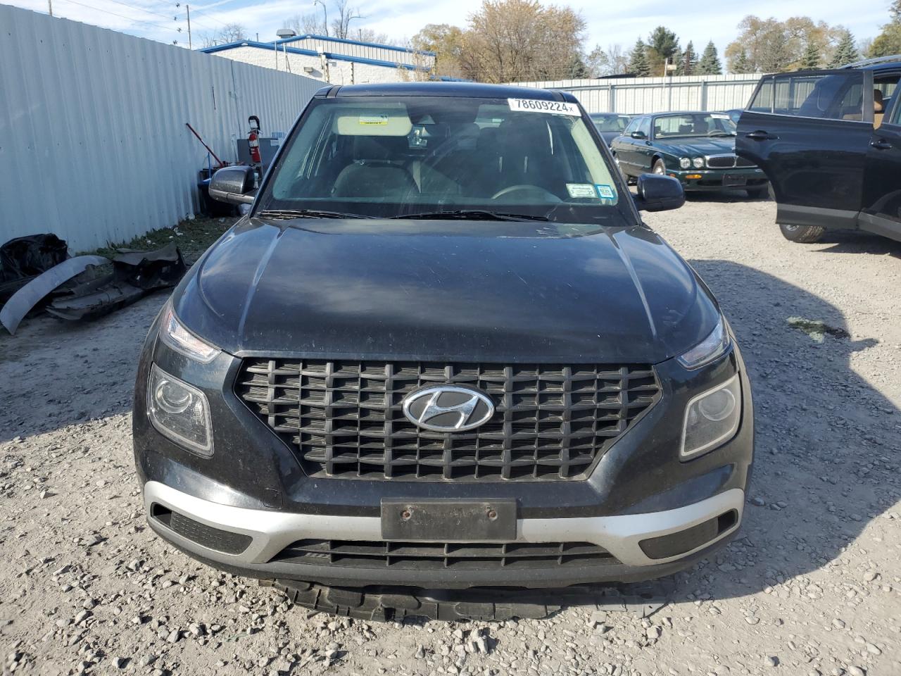 Lot #2989217729 2020 HYUNDAI VENUE SE