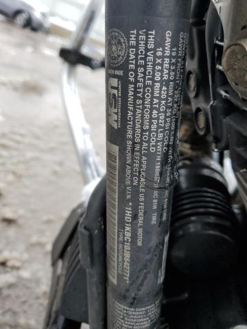 2018 HARLEY-DAVIDSON FLHX STREE - 1HD1KBC10JB642771