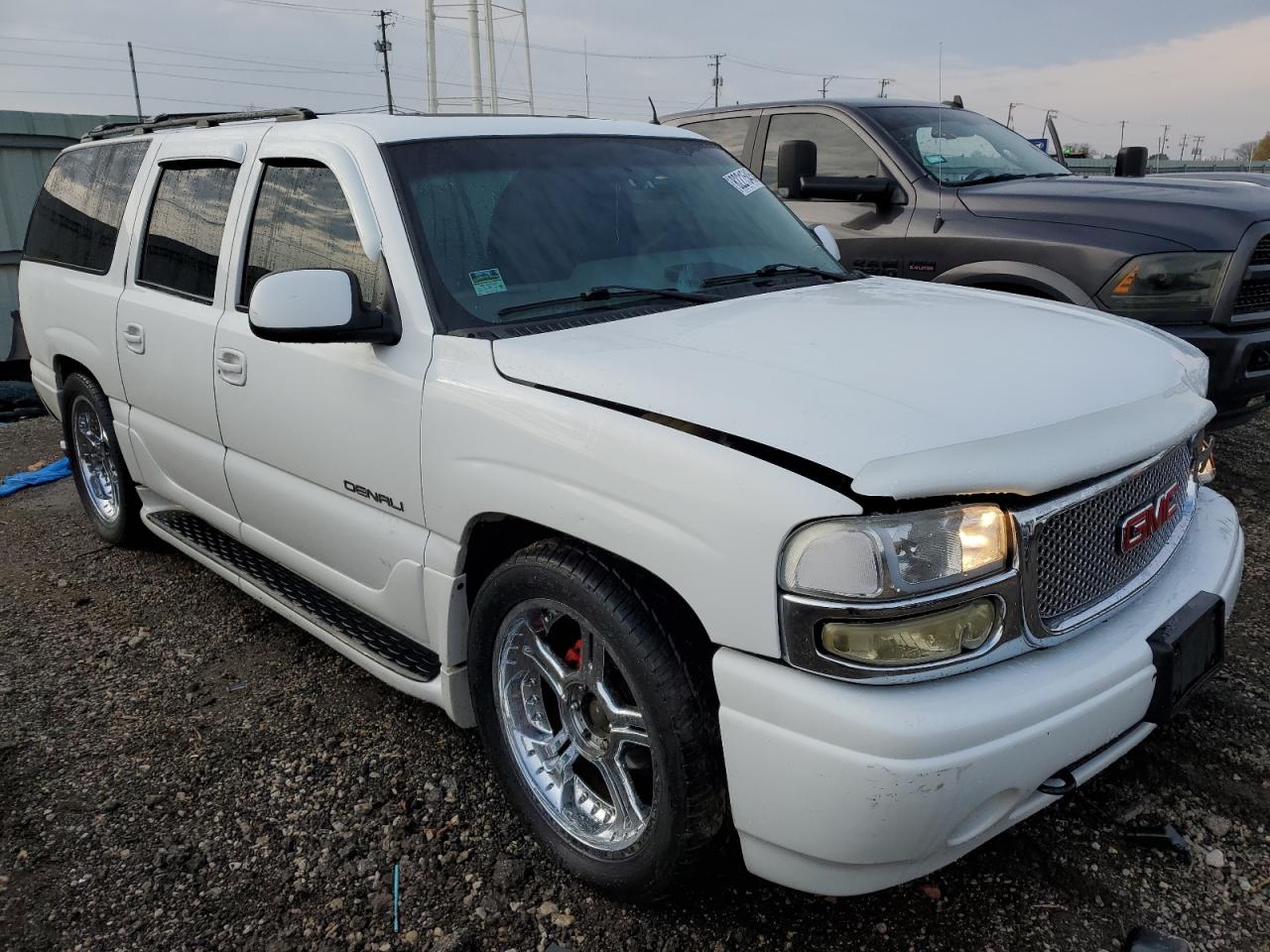 Lot #3051366649 2002 GMC DENALI XL