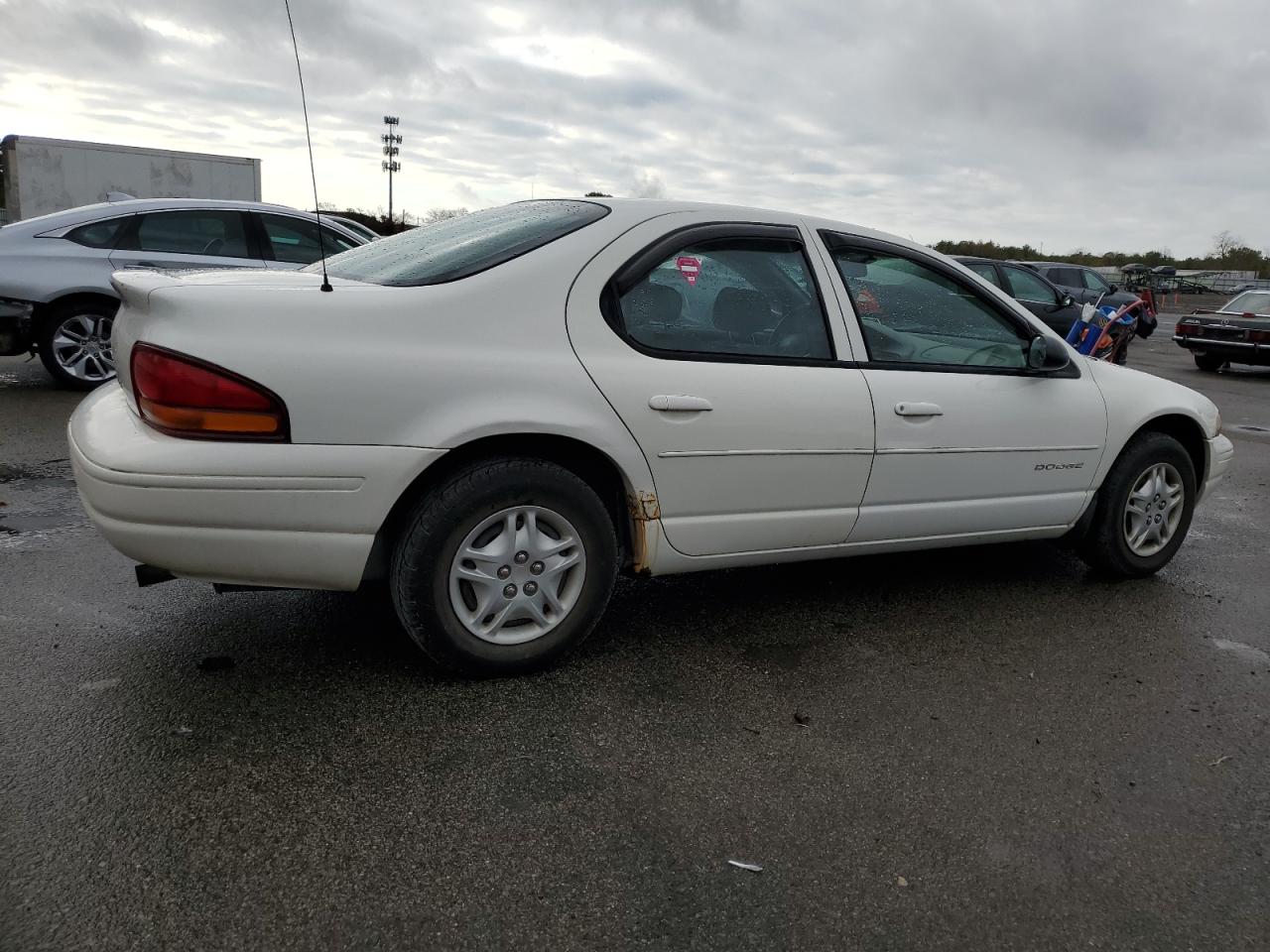 Lot #2979118018 2000 DODGE STRATUS SE