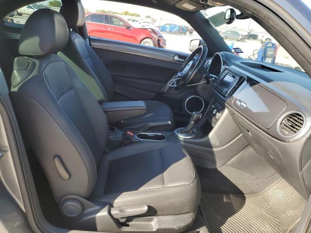 2016 VOLKSWAGEN BEETLE SE 3VWJ07AT8GM614109