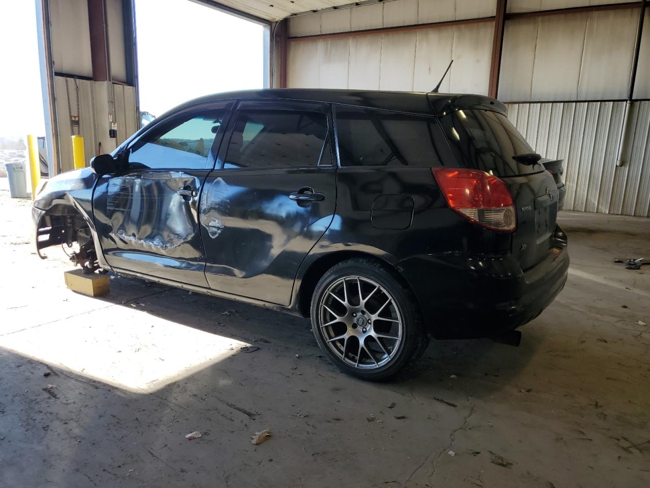 Lot #2994093435 2004 TOYOTA MATRIX