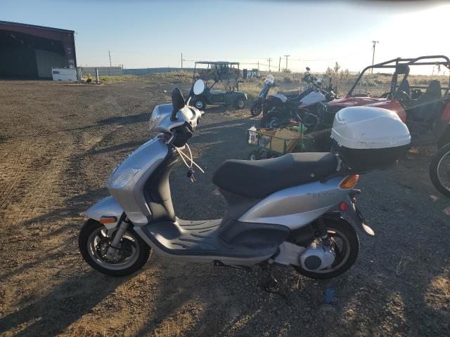 2006 PIAGGIO MOTORCYCLE ZAPM428F265002904