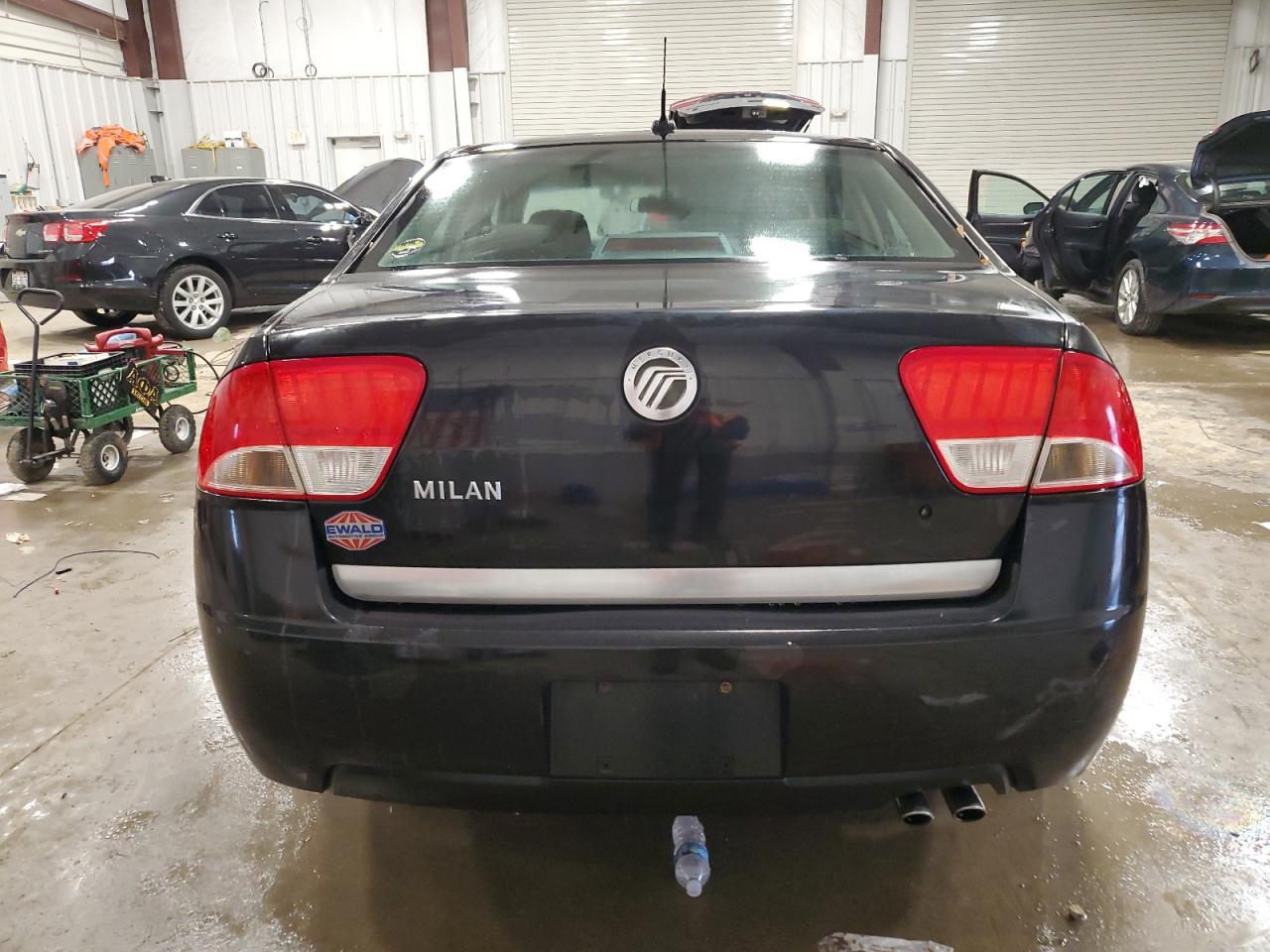 Lot #3004286710 2010 MERCURY MILAN