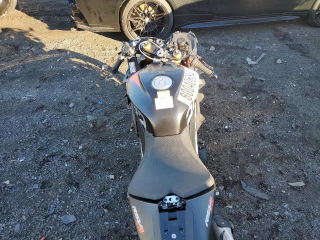 2023 APRILIA RSV4 FACTO ZD4KYUB0XPS000757