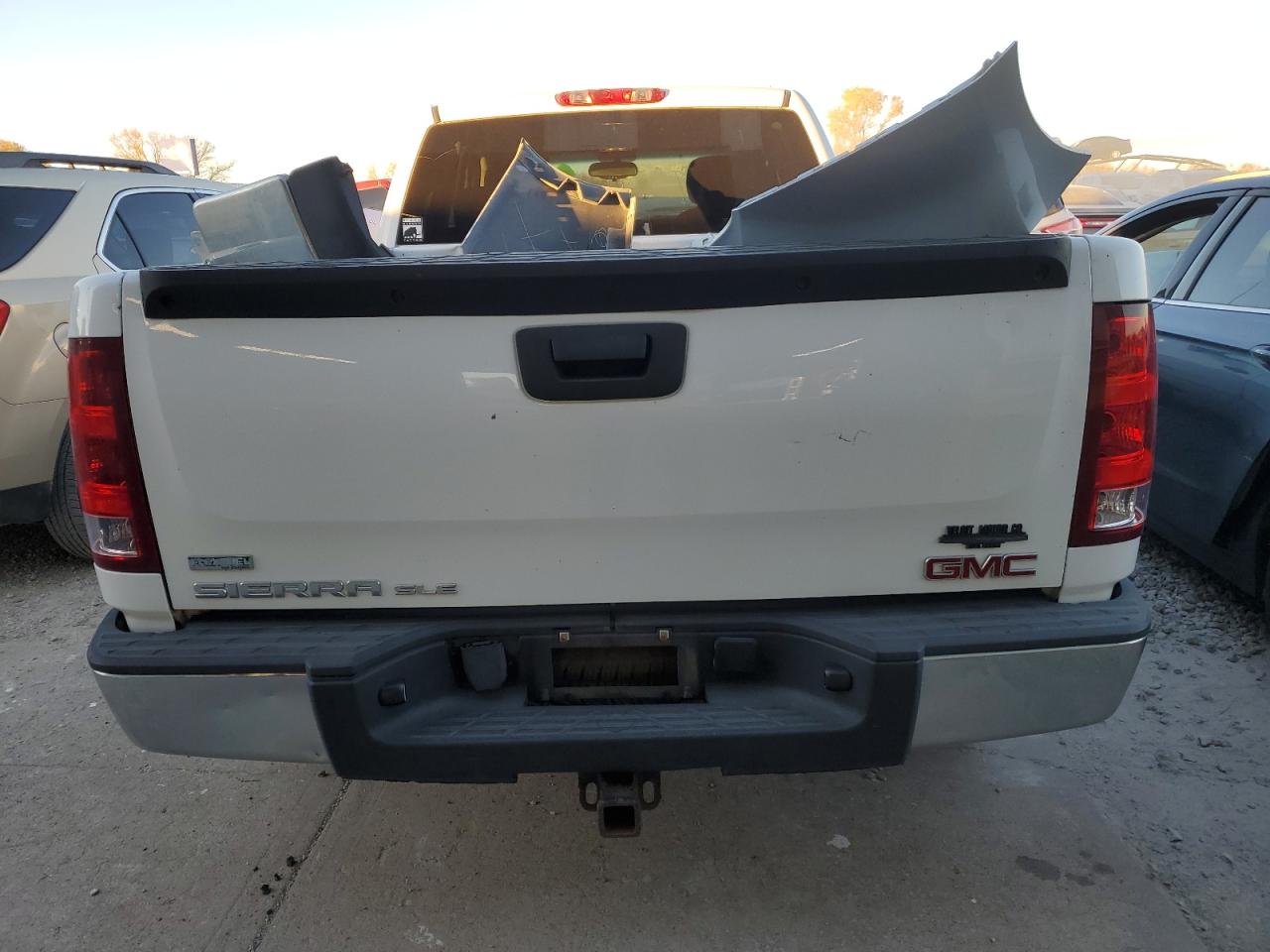 Lot #2996601701 2010 GMC SIERRA C15