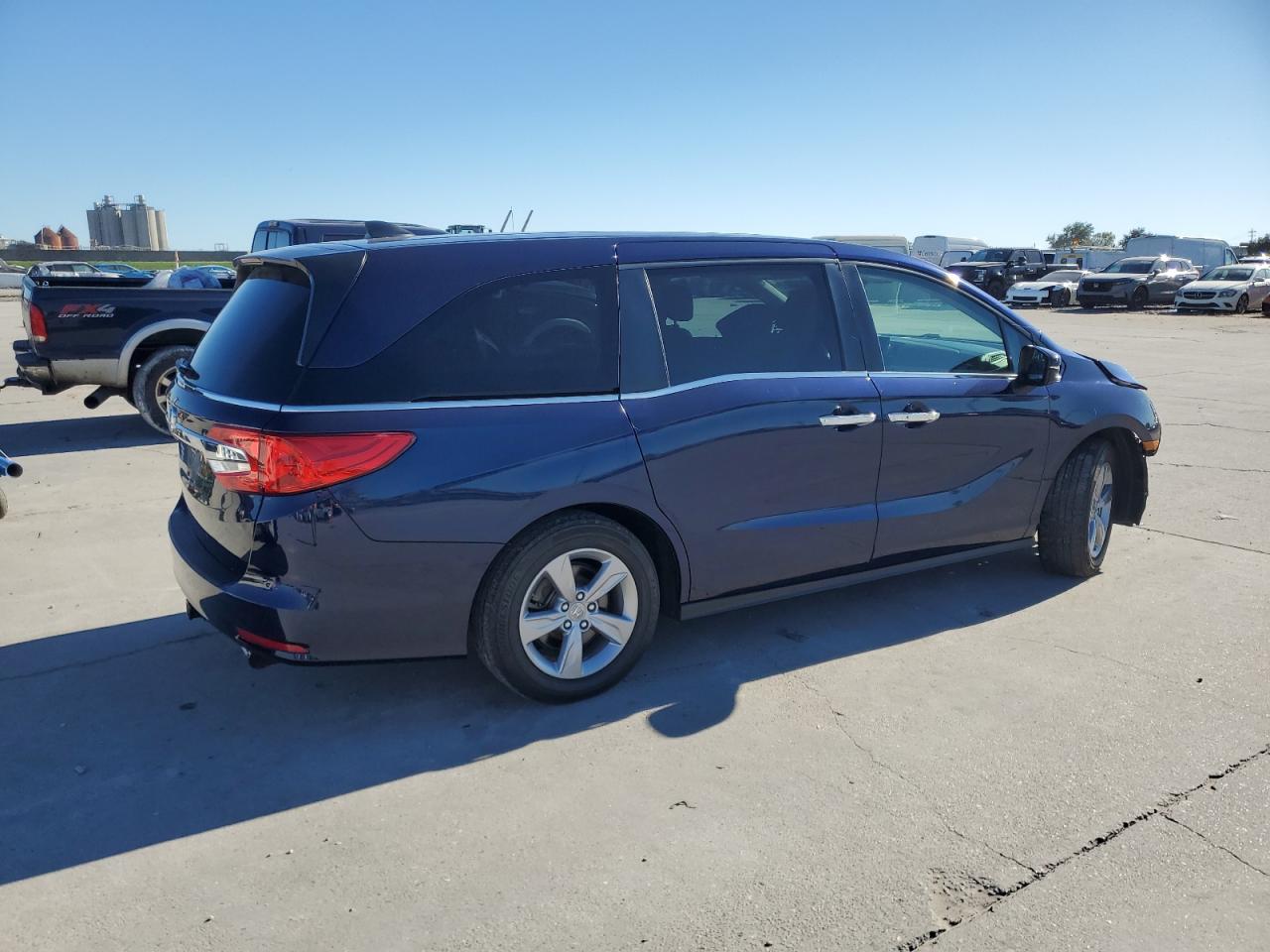 Lot #2979381718 2020 HONDA ODYSSEY EX