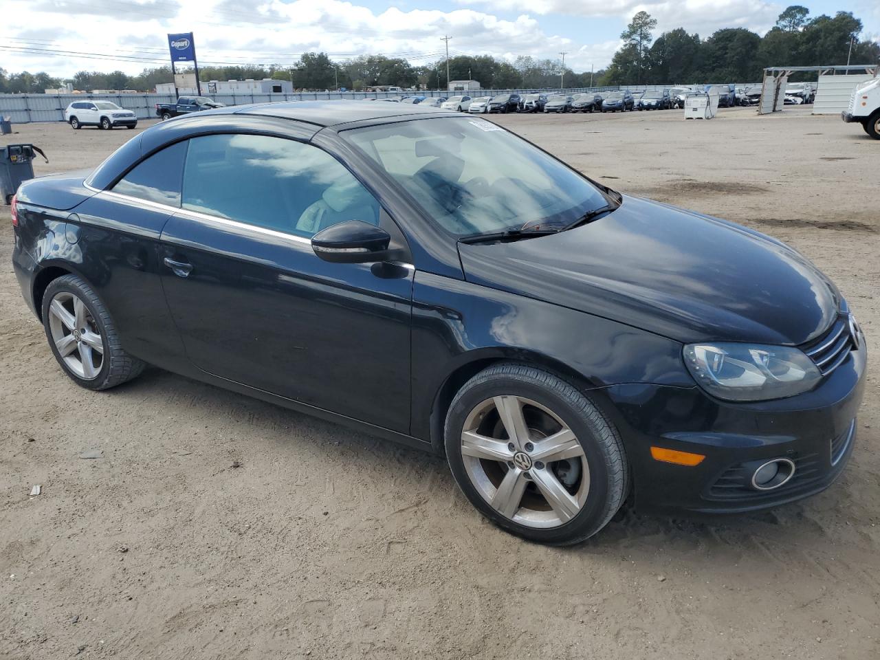 Lot #2953167224 2012 VOLKSWAGEN EOS LUX