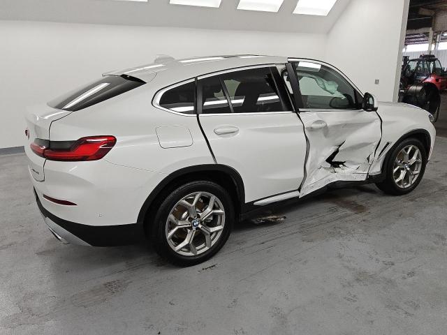 VIN 5UX33DT04R9W67443 2024 BMW X4 no.3