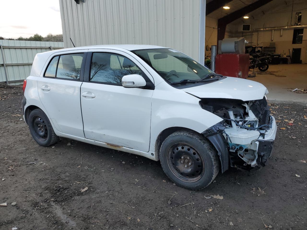 Lot #2979089937 2013 TOYOTA SCION XD