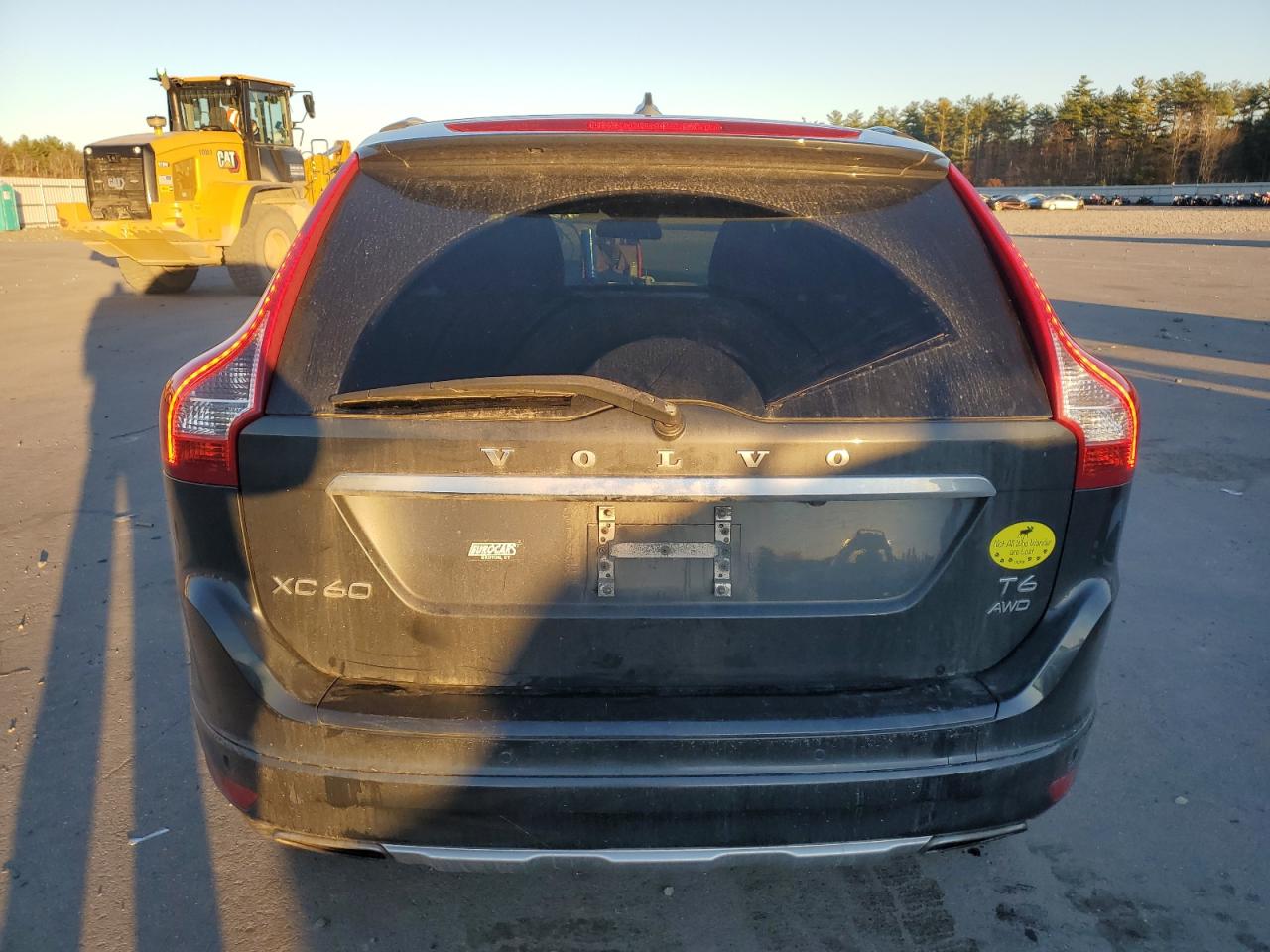 Lot #2972475799 2015 VOLVO XC60 T6 R-