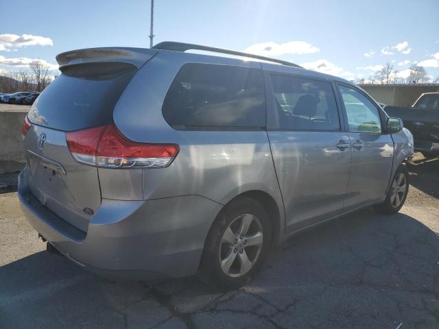 VIN 5TDKK3DCXDS331518 2013 Toyota Sienna, LE no.3