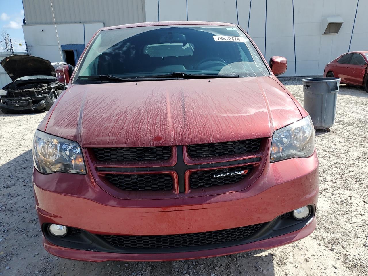 Lot #2989257876 2015 DODGE GRAND CARA