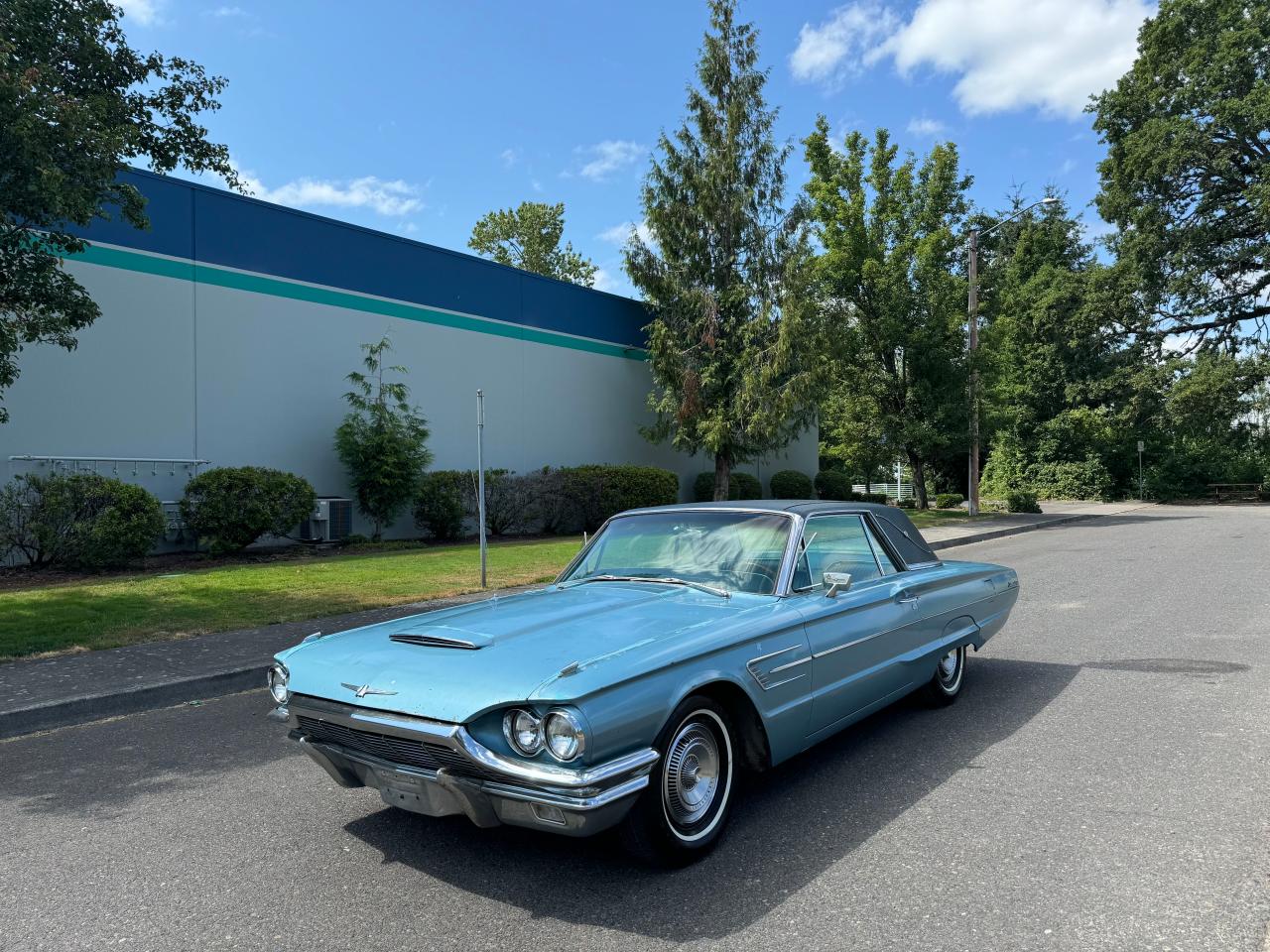 Lot #2976320994 1965 FORD T-BIRD