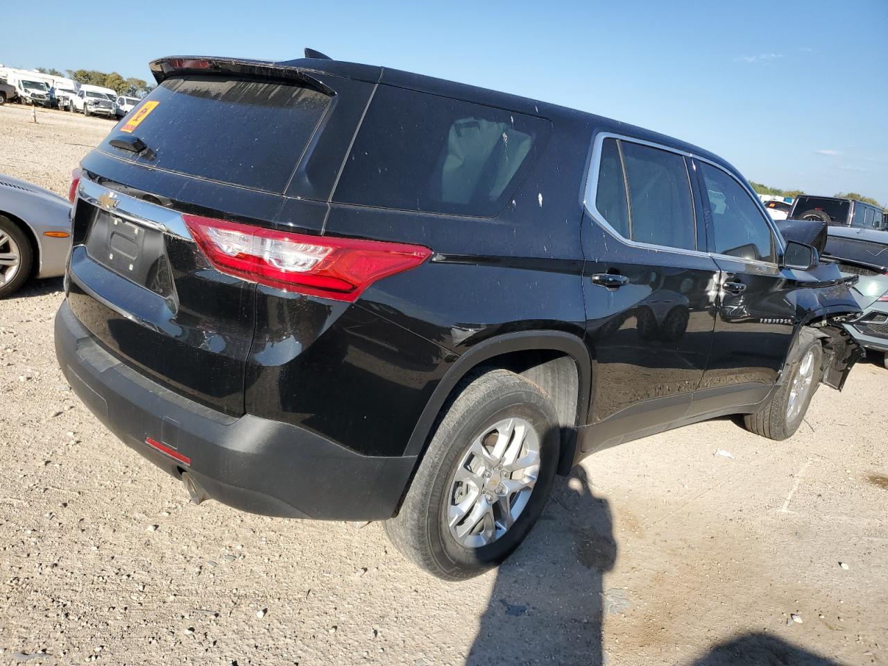 Lot #2991662084 2021 CHEVROLET TRAVERSE L